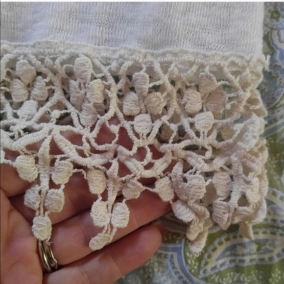 Rebel Sugar Lace Crop Top - Picture 2 of 3